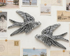 AMOIENSIS Bird Wall Sculpture Art, (Set of 2) 4¾ inch Resin Metallic Silver Bird 3D Sculpted Floating Hanging Wall Sculpture Decoration