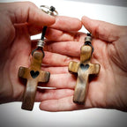 2 PCS Cross My Heart | Encouragement Gift Wooden Cross Key Chain Fingertip Stress Relief Gifts Pocket Small Cross Handheld Wooden Cross Key Chain