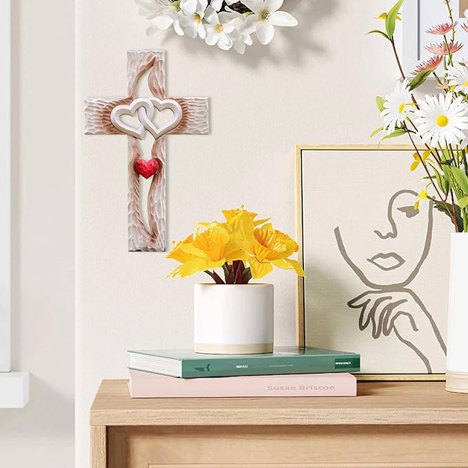 Oooct Carved Cross, Resin Cross Wall Decor, Intertwined Hearts & Never Separates Love, Great Christian Gift, Wall Art Gift, Home Living Room Decor - 13.34 × 8.18 Inch