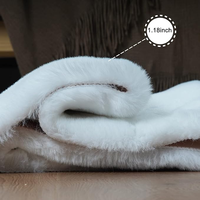 Ghouse Ultra Soft Faux Rabbit Fur Rug, Machine Washable Area Rugs for Bedroom Fluffy Rugs for Living Room, No-Shedding Carpet Sheepskin Rug White 2 x 6 Feet