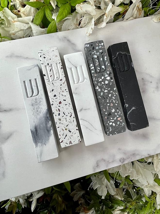 A&S Mezuzot A&S Modern Stone Mezuzah Case Design, Mezuza Cover for Scroll Protection, Easy Peel and Stick Houswarming Gift and Home Blessing