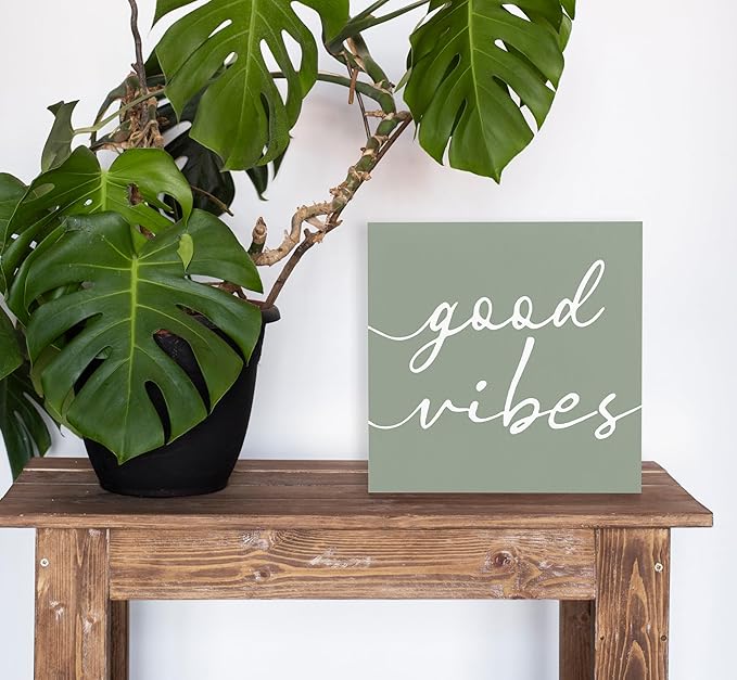 SRADMO Botanical Eucalyptus Leaves Wood Box Sign Desk Decor, Rustic Eucalyptus Leaves Wooden Block Box Sign Decoration For Home Office Shelf Table Decor (Green), 8x8 Inches