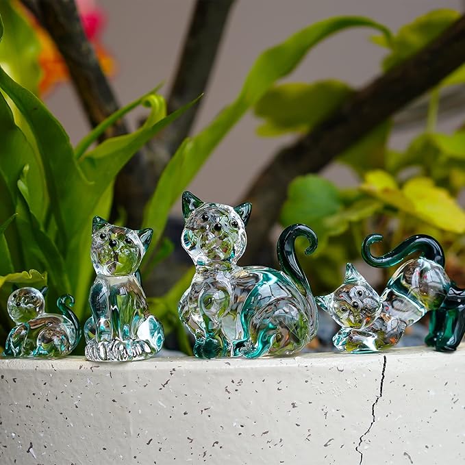 HDCRYSTALGIFTS 2'' Blown Glass Cat Figurines Collectibles Pack of 4 Emerald Green Crystal Kitty Animal Statue Kitten Sculpture for Home Decor Gift for Cat Lovers