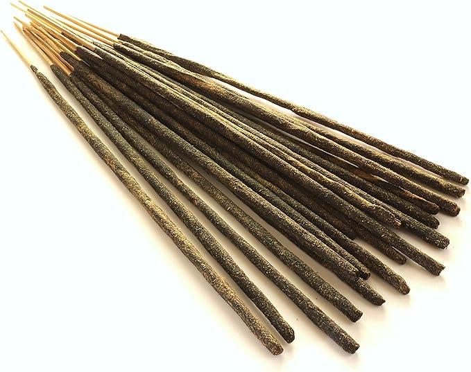 Oud Agarwood Incense Sticks - Artisan Luxury Masala Incense - Rolled Long-Burning (75 Minutes) Extra-Thick Sticks - Exotic Divine Scent for Home, Spirituality & Meditation - Oudh