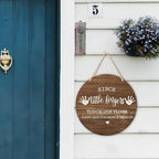 Wall Pediments Shoes Off Sign,Shoes Off Sign for Front Door,Since Little Fingers Touch Our Floor Door Sign,Please Take Your Shoes Off Sign,9.8x9.8 Inches（01）