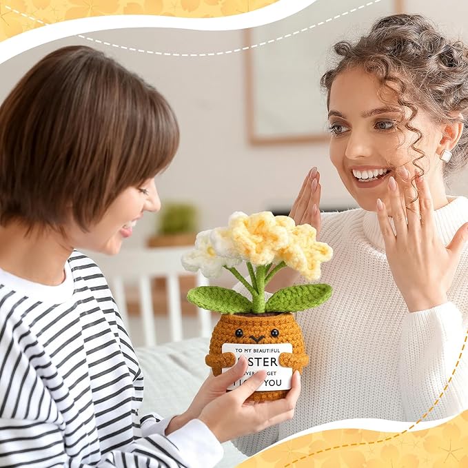 Wavwavw Sister Gifts Handmade Crochet Doll with Card Crochet Present for Sisters Sis Big Little Sister Birthday Wedding Home Decor(Yellow Myosotis)