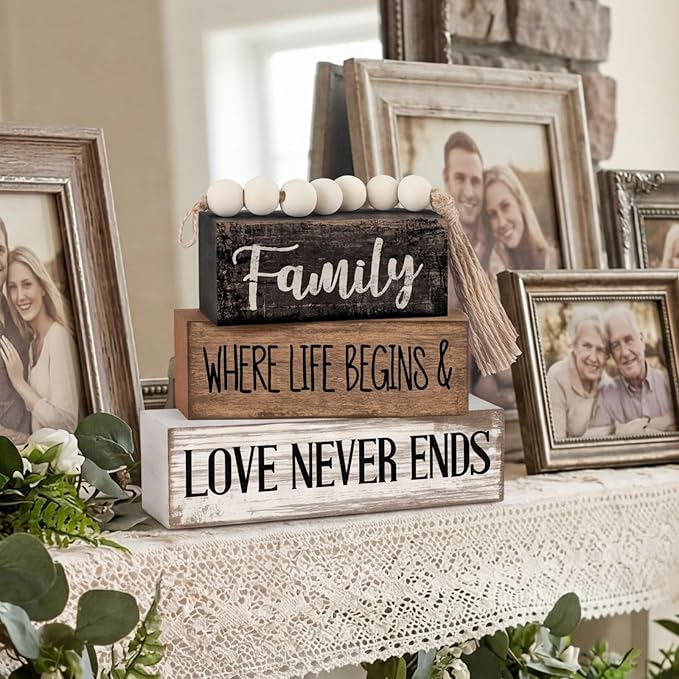 Yuntau 4 Pcs Farmhouse Family Tabletop Decor Tiered Tray Decor Rustic Wood Decorative Stacked Sign Block Gift Retro Bead Garland Family Where Life Begins Love Never Ends Table for Home Shelf Office