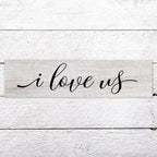 Rustic Wood Sign I Love Us Inspirational Quote Distressed Look Decorative Wooden Sign Vintage Wall Hanging Art Plaque Wall Decoration Home Decor for Farmhouse Room Door Porch Family Sign