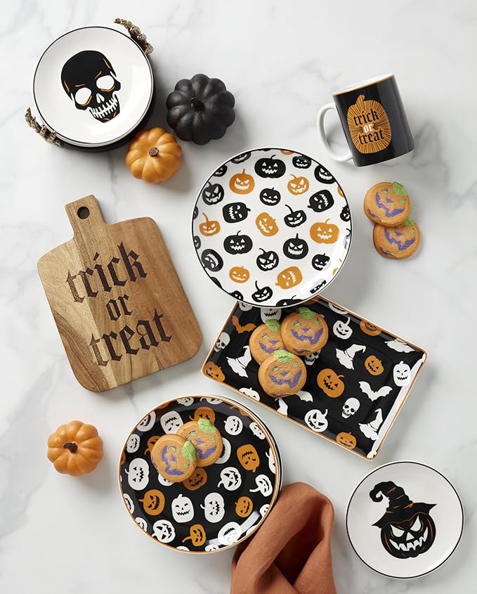 Oneida Serveware, Trick-or-Treat Cheese Board, Made of Acacia Wood, Cheese Server, Halloween Decor Indoor, Perfect For Halloween Party, Fall Decor for Home, Hand Wash Only (1 Piece, 9.6 x 6.8-inch)