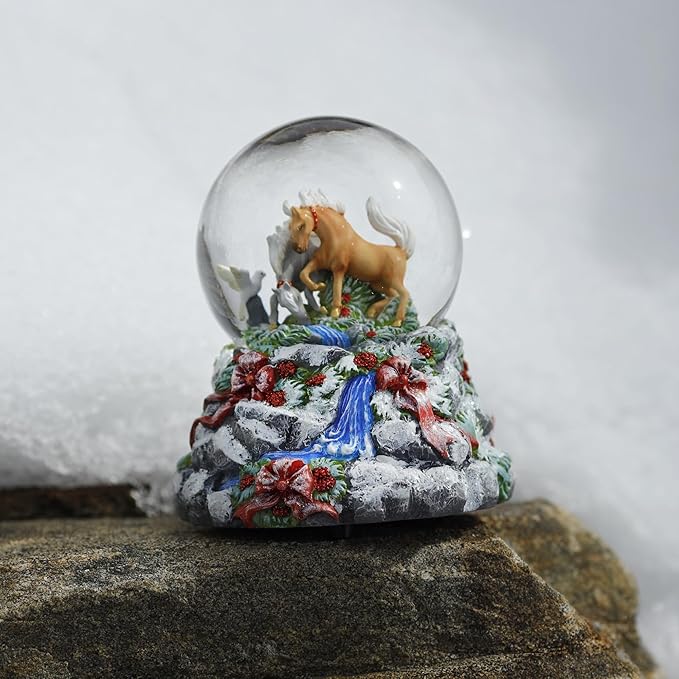 Breyer Horses 2024 Holiday Collection | Winter Woodland - Musical Snow Globe