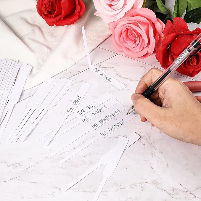 Tondiamo 400 Pieces Perfume Test Strips Fragrance Paper Sticks Cologne Scent Strips Disposable Perfume Blotter Sample Blender Essential Oils Test Cards White for Smell Diffuser Aromatherapy Spice
