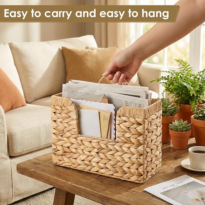 Woven Hanging Magazine Holder, Water Hyacinth Hanging Magazine Basket 11.8 x 4.3 x 7.9 Inch Wall Mounted Basket for Mail Woven Wall Magazines Rack with Handle for Home Office