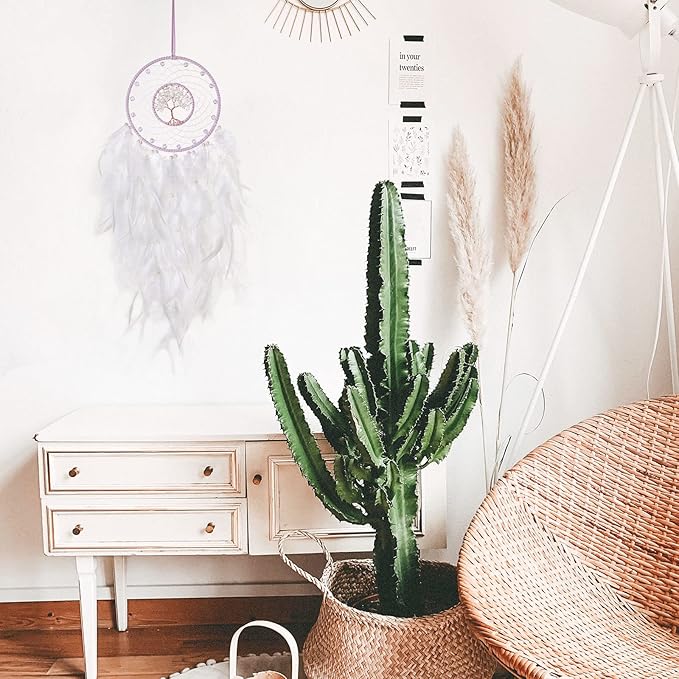 Dreamlike White Tree of Life Dream Catcher Wall Decor with Healing Crystal Stone Handmade Feather Dream Catchers Decoration Wall Hanging for Girls Bedroom Living Room Wedding Party Home Décor