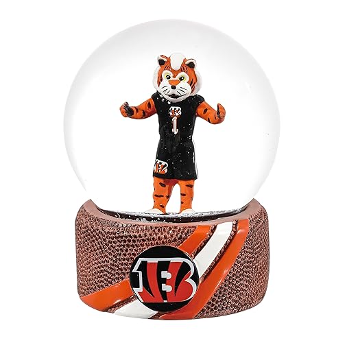 Evergreen Enterprises Cincinnati Bengals 5 in. Multicolor Glass Tabletop Snow Globe 3WGL3806