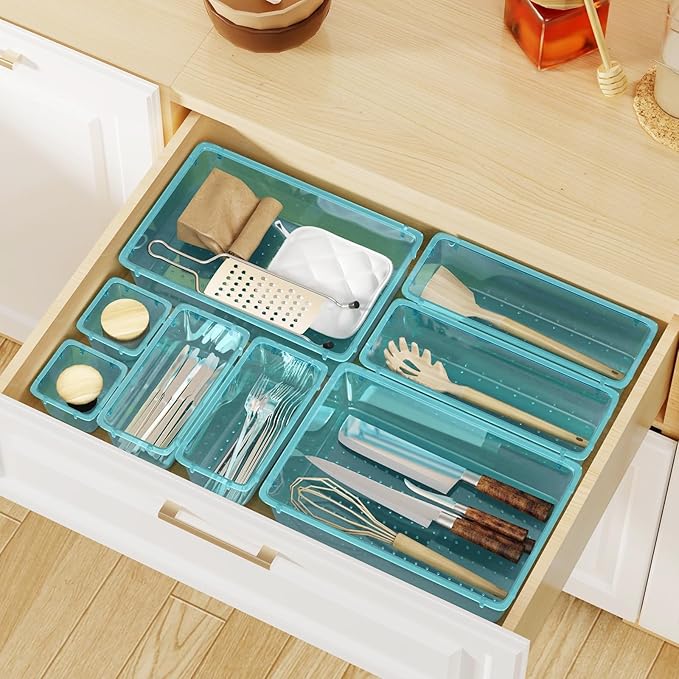 WOWBOX 32 PCS Plastic Drawer Organizer Set, 4 Sizes Desk Drawer Organization and Storage Containers for Makeup, Cosmetics, Jewelry and Gadgets in Kitchen, Bathroom, Bedroom, Office, Clear Sea Blue
