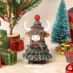 DUQGUHO Cow Christmas Ornaments Xmas Resin Ornament Statue Desk Accessories Christmas Figurines 4 Inch Mini Highland Cow Gifts for Women