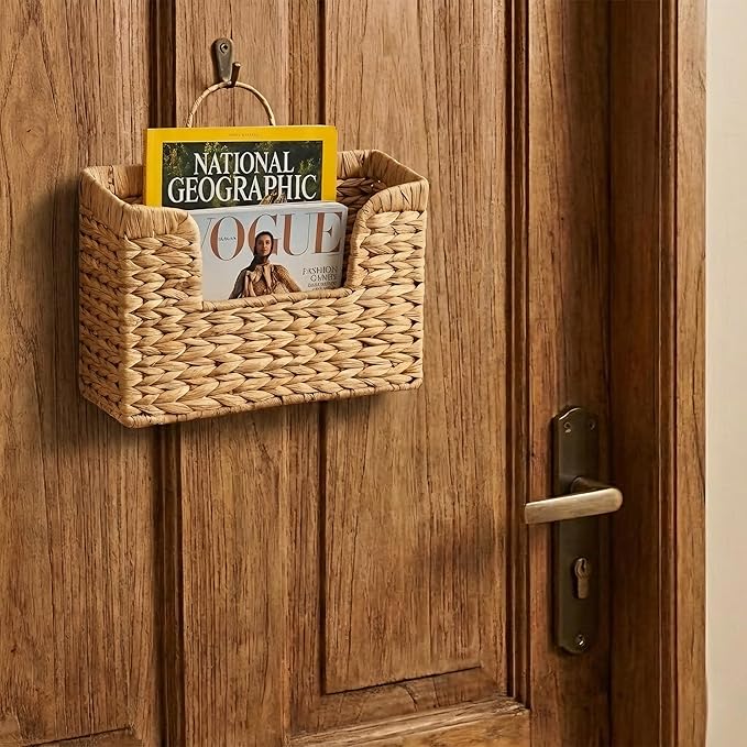Set of 2 Magazine Holder Wall Basket Water Hyacinth Woven Mail Organizer, Wicker Wall Hanging Baskets for Magazines, Letters & Storage Decorative Mail Holder, Magazine Rack, 11.8x4.3x7.9 Inch