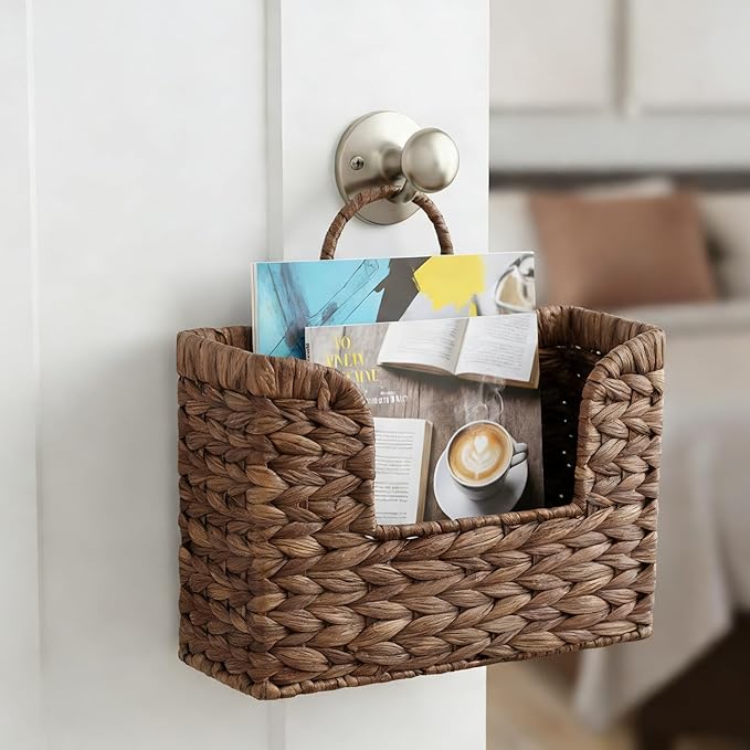 PINXIURY Magazine Holder Wall Basket Water Hyacinth Woven Mail Organizer, Wicker Wall Hanging Baskets for Magazines, Letters & Storage Decorative Mail Holder, Magazine Rack, Hanging Basket, Coffee