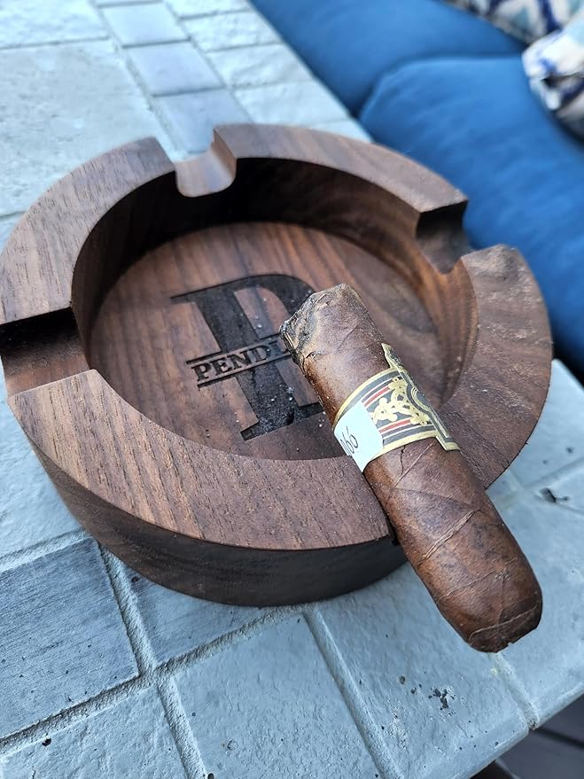 Personalized Name Walnut Cigar Ash Tray for Men Custom Wooden Cigar Ashtray for Outdoors Engraved Monogramed Ashtray Gifts for Father's Day Husband Fathers Groomsmen Papa Grandpa from Daughter Wife