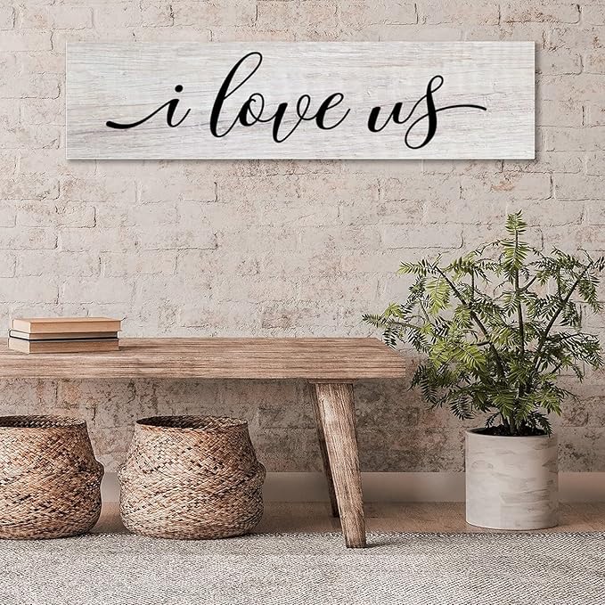 Rustic Wood Sign I Love Us Inspirational Quote Distressed Look Decorative Wooden Sign Vintage Wall Hanging Art Plaque Wall Decoration Home Decor for Farmhouse Room Door Porch Family Sign