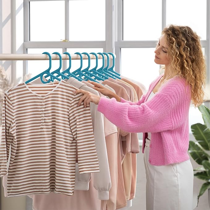 NEATERIZE Thick Heavy Duty Hangers - Blue Plastic Clothes Hangers 24 Pack - Great for Coat Hanger, Jackets Jeans & Suit Hanger for Closet - New Apartment Essentials Percheros Ganchos para Colgar Ropa