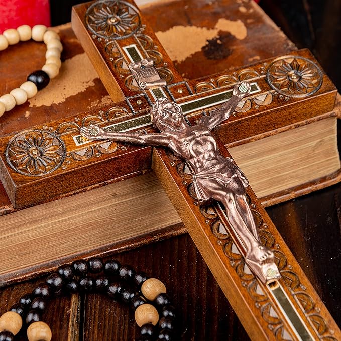 Woodvio - Hand carved wooden wall cross, Catholic crucifix