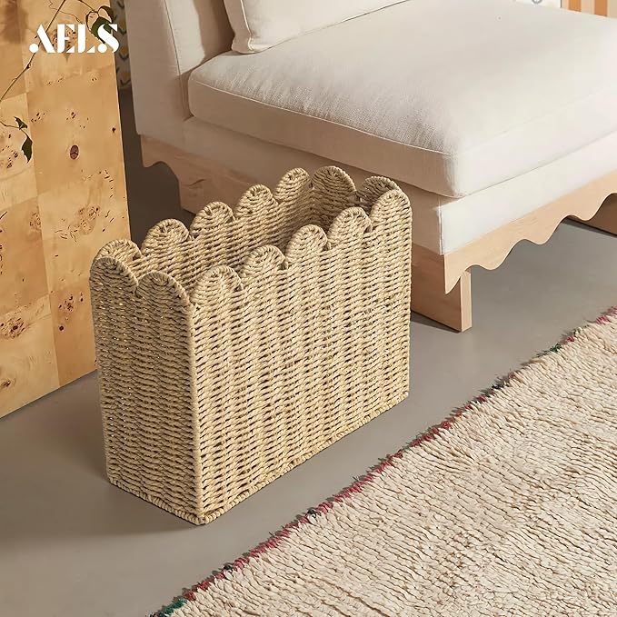 AELS Woven Natural Fibre Magazine Holder, Scalloped Edge Floor Magazine Rack, Hand-woven Organizer, Boho Modern Farmhouse Book Basket, File Newspaper Mail Holder for Office