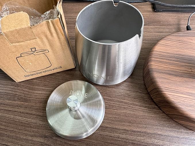 INONE Extra Large Ashtray with Lid for Cigarette, Stainless Steel Smokeless Odorless Windproof Ash tray for Home Office Tabletop Outside Patio Outdoor Balcony(4.72''x3.93''x4.33'')