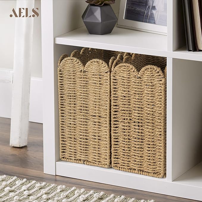 AELS Woven Natural Fibre Magazine Holder, Scalloped Edge Floor Magazine Rack, Hand-woven Organizer, Boho Modern Farmhouse Book Basket, File Newspaper Mail Holder for Office